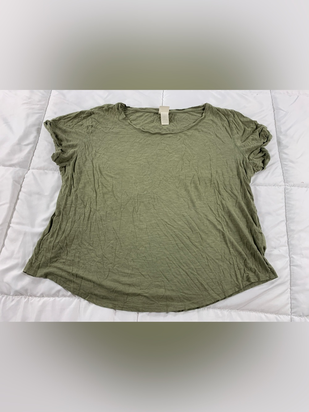 Pre loved H&M shirt womens size L